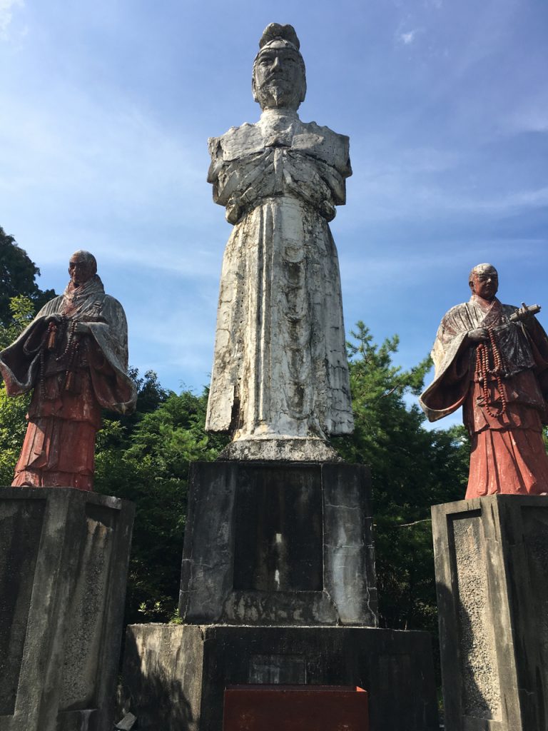 大野町の聖徳太子像